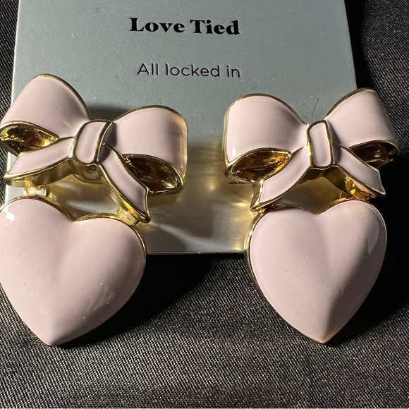Sugar Fix Bauble Bar Bow & Heart Earring. NEW - Picture 3 of 4